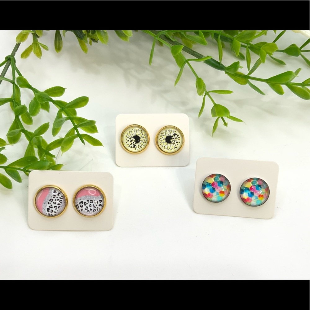 Stud earrings 3‎ pair Cabochon studs animal print sunflower confetti